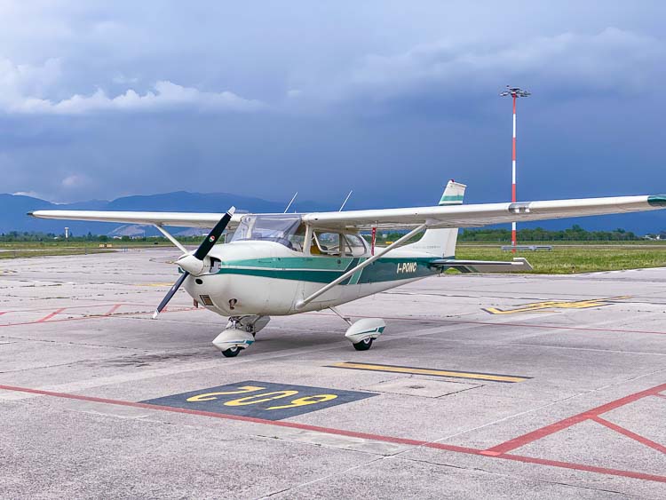 I-PONC Cessna Reims F172H (VFR)